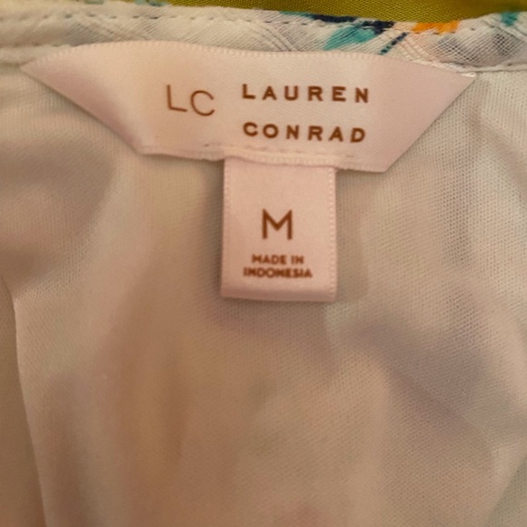 Lauren Conrad ruffled wrap dress size medium - Picture 5 of 9